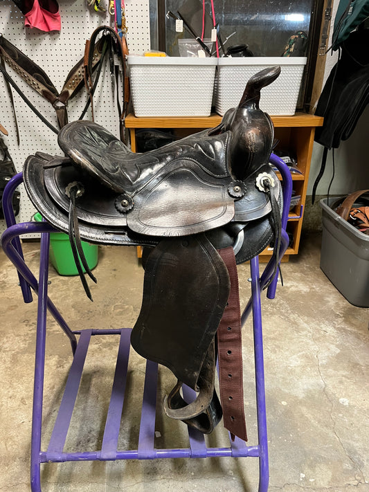 Simco Saddle 13.5”